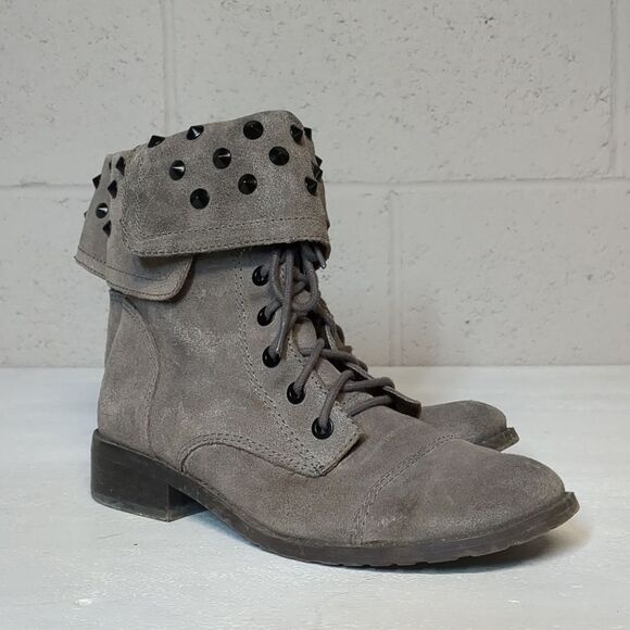 Fergie Mercury Studded Moto Combat Leather Boots, Lace Up, Size 7.5 - Picture 4 of 9